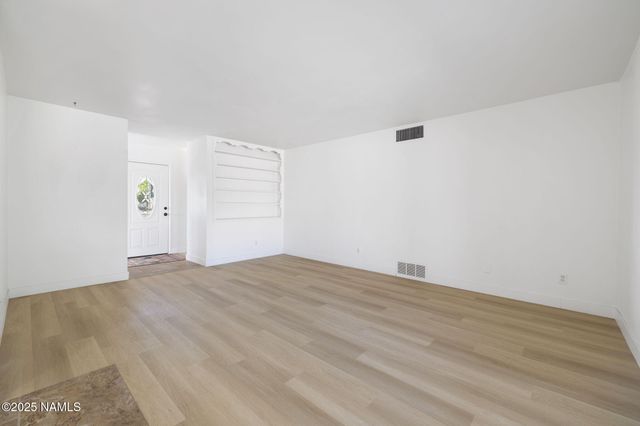 501 N Taylor Avenue, Winslow, AZ 86047