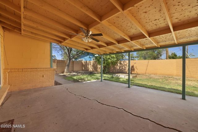 501 N Taylor Avenue, Winslow, AZ 86047