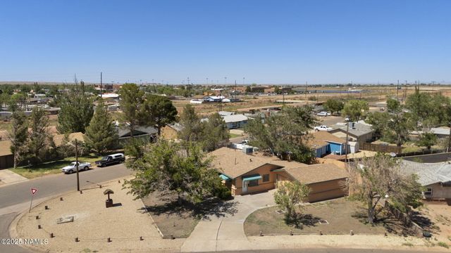 501 N Taylor Avenue, Winslow, AZ 86047