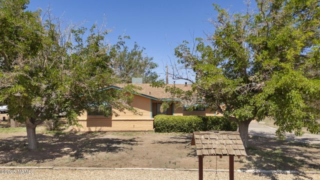 501 N Taylor Avenue, Winslow, AZ 86047