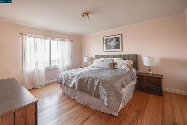 2624 Ortega Street, San Francisco, CA 94122