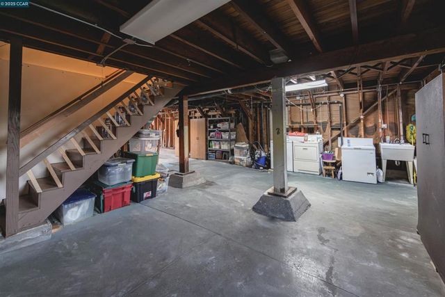 2624 Ortega Street, San Francisco, CA 94122