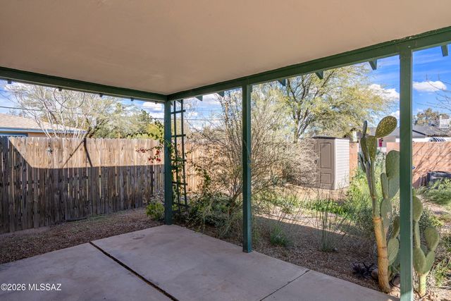 2725 E Glenn Street, Tucson, AZ 85716