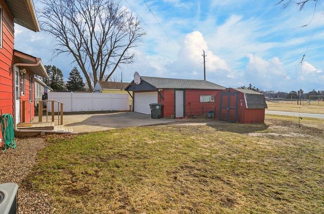 1543 Wakonda Drive, Waterloo, IA 50703