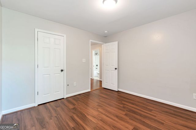 214 Farm Manor Court, Lawrenceville, GA 30045