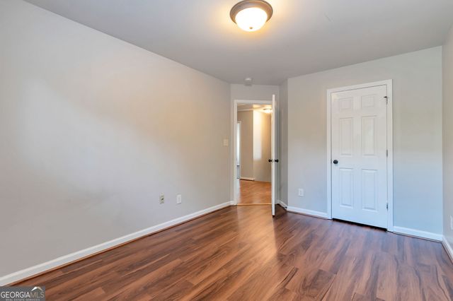 214 Farm Manor Court, Lawrenceville, GA 30045
