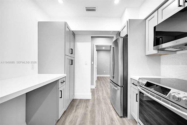 645 NE 149th St 645, Miami, FL 33161