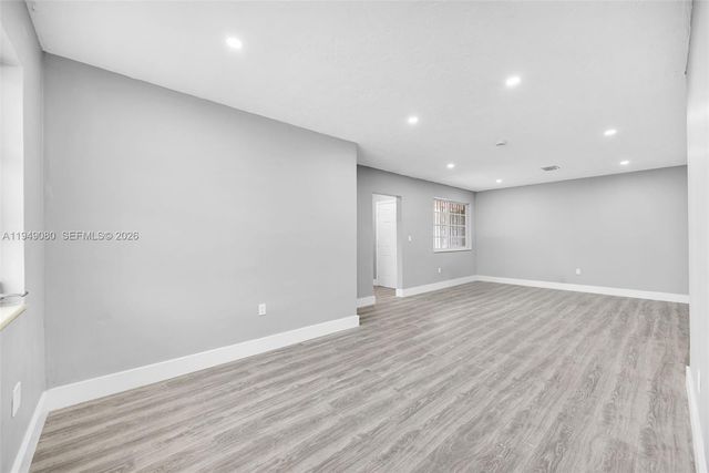 645 NE 149th St 645, Miami, FL 33161