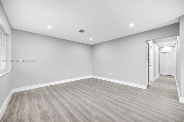 645 NE 149th St 645, Miami, FL 33161