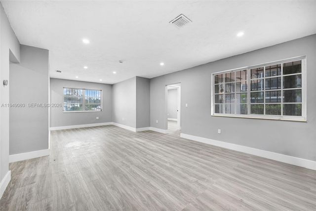 645 NE 149th St 645, Miami, FL 33161