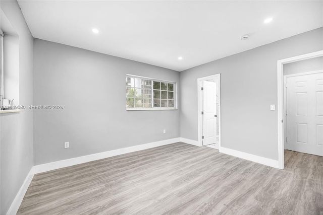 645 NE 149th St 645, Miami, FL 33161