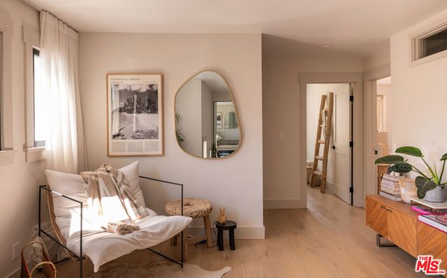 1715 S Kingsley Drive, Los Angeles, CA 90006