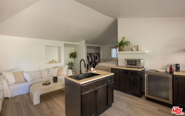 1715 S Kingsley Drive, Los Angeles, CA 90006