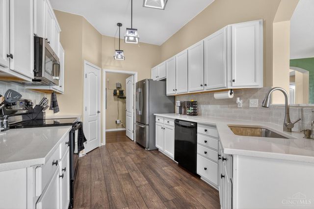7765 Skyview Circle, Green Twp, OH 45248