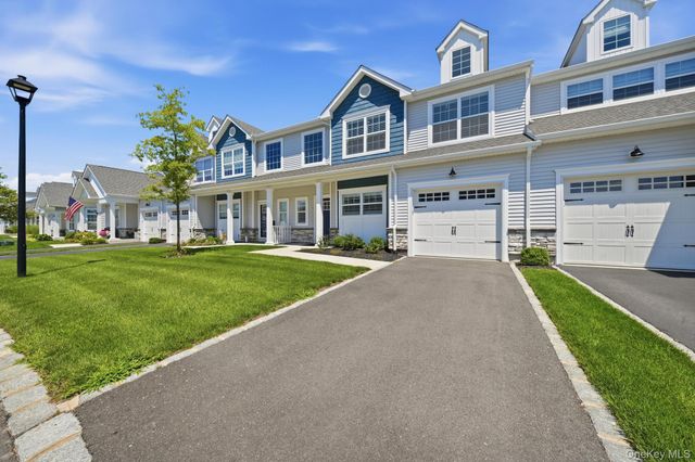 72 Farm Acre Circle, Mount Sinai, NY 11766