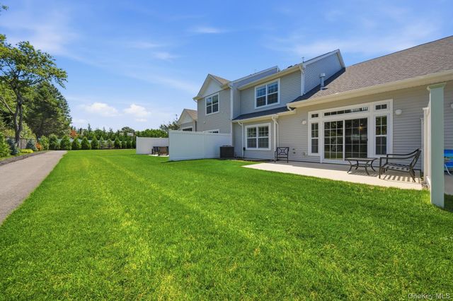 72 Farm Acre Circle, Mount Sinai, NY 11766