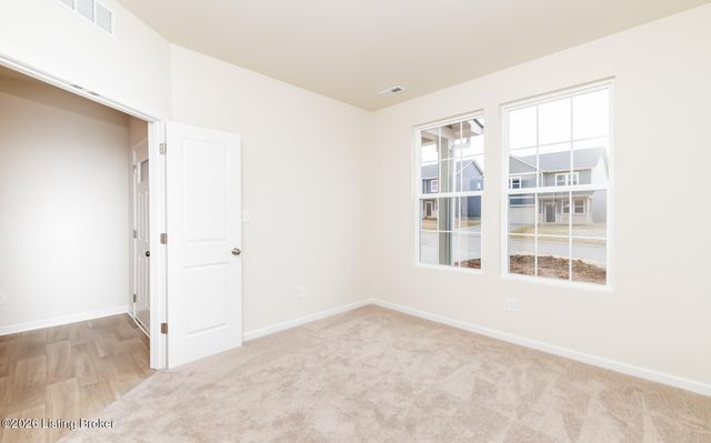 16904 Aiken Rdg Cir, Louisville, KY 40245