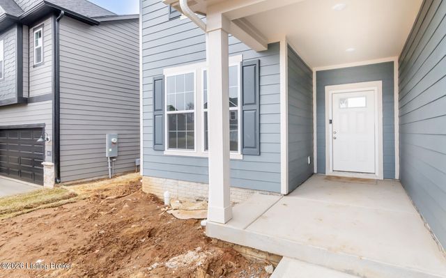 16904 Aiken Rdg Cir, Louisville, KY 40245
