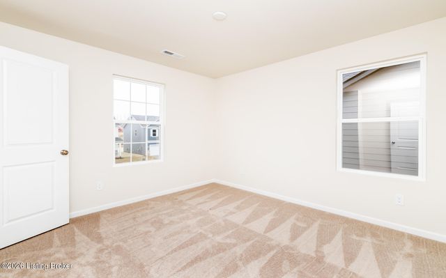16904 Aiken Rdg Cir, Louisville, KY 40245