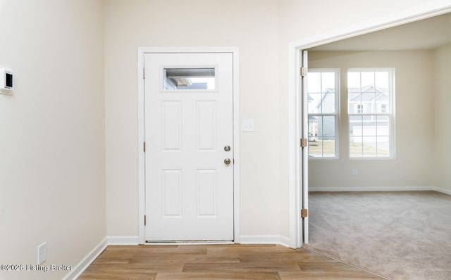 16904 Aiken Rdg Cir, Louisville, KY 40245