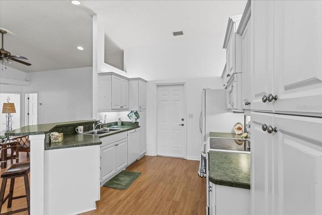 9567 SW 98TH AVENUE, Gainesville, FL 32608