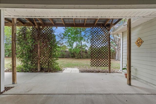 9567 SW 98TH AVENUE, Gainesville, FL 32608
