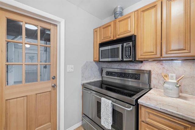 10754 63RD AVENUE, Seminole, FL 33772