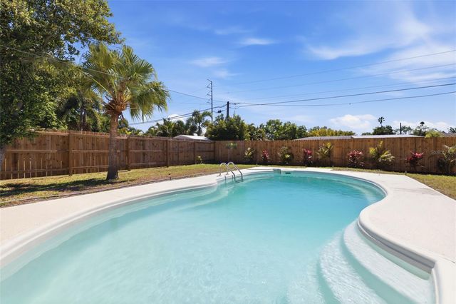 10754 63RD AVENUE, Seminole, FL 33772