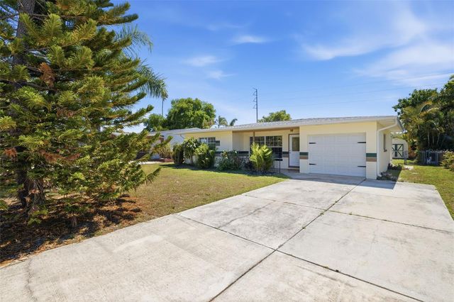 10754 63RD AVENUE, Seminole, FL 33772