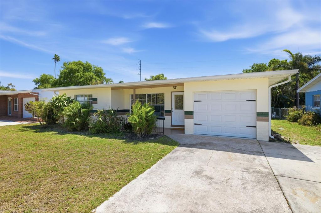 Image 1 of property listing at 10754 63RD AVENUE, Seminole, FL 33772