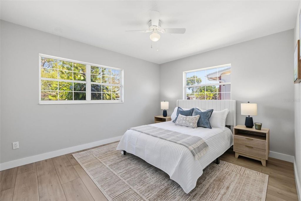 Image 19 of property listing at 10754 63RD AVENUE, Seminole, FL 33772