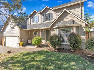 3619 N KNOLL Dr, Newberg, OR 97132