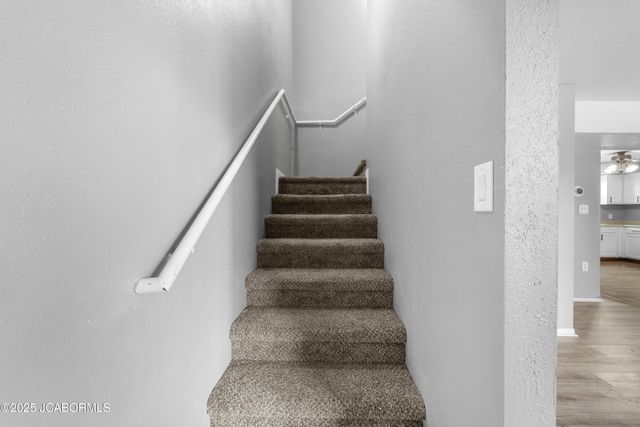 1407 W MAIN STREET, Jefferson City, MO 65109