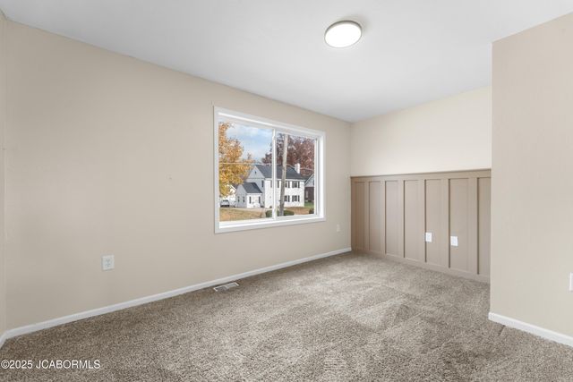 1407 W MAIN STREET, Jefferson City, MO 65109