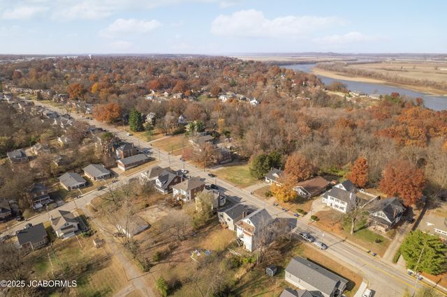 1407 W MAIN STREET, Jefferson City, MO 65109