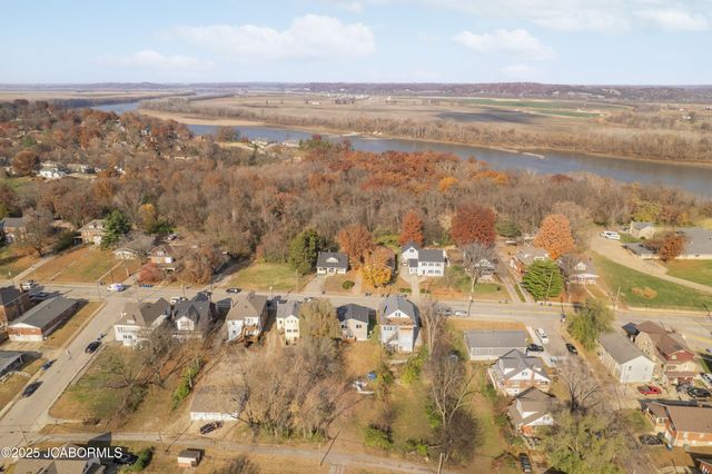 1407 W MAIN STREET, Jefferson City, MO 65109