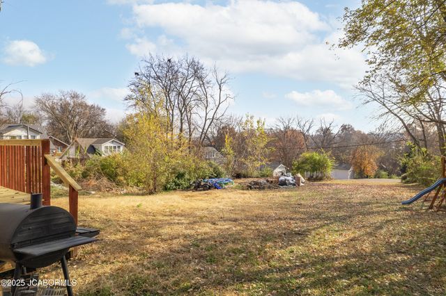 1407 W MAIN STREET, Jefferson City, MO 65109