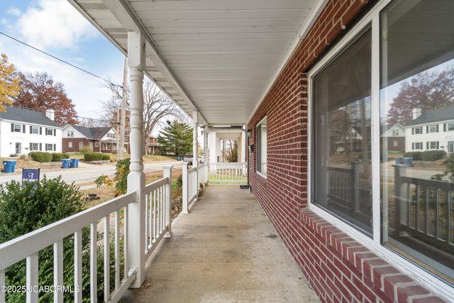 1407 W MAIN STREET, Jefferson City, MO 65109