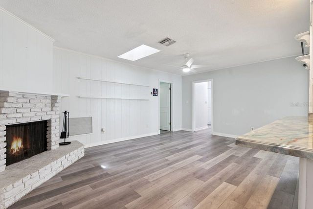 402 VALENCIA CIRCLE, Oviedo, FL 32765