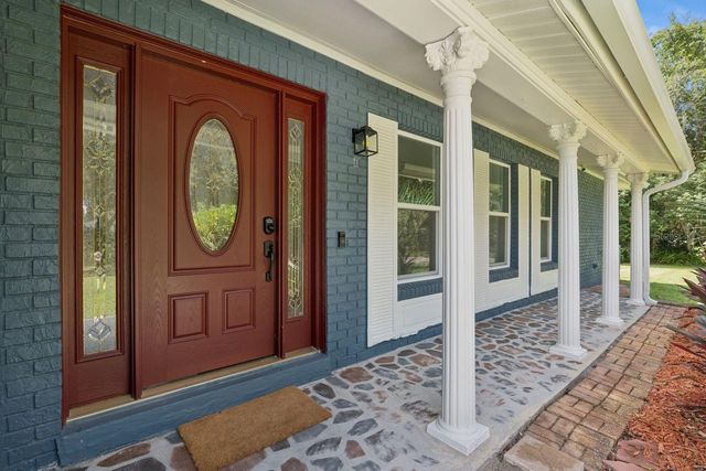 402 VALENCIA CIRCLE, Oviedo, FL 32765
