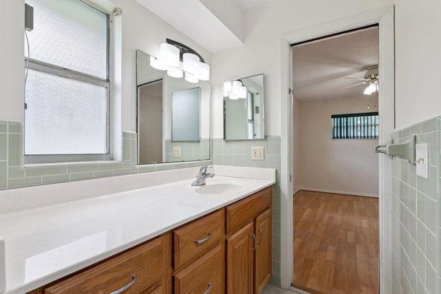 402 VALENCIA CIRCLE, Oviedo, FL 32765
