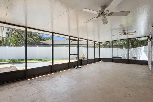 402 VALENCIA CIRCLE, Oviedo, FL 32765