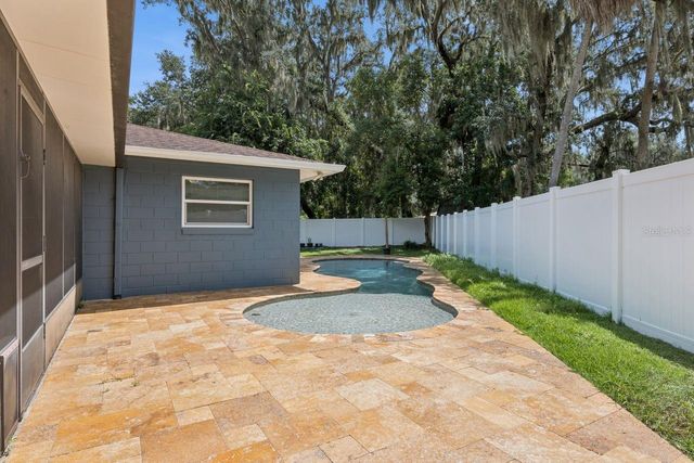 402 VALENCIA CIRCLE, Oviedo, FL 32765