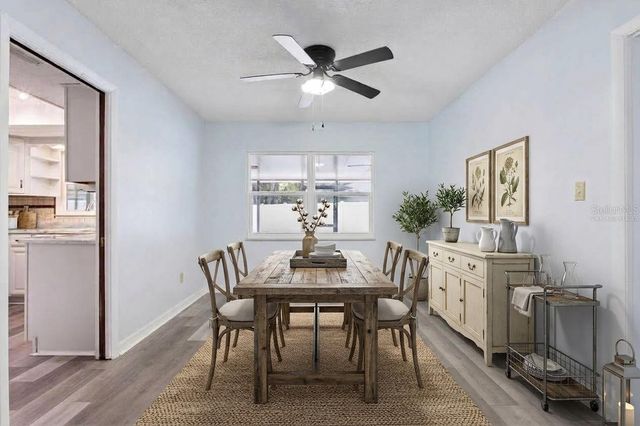 402 VALENCIA CIRCLE, Oviedo, FL 32765