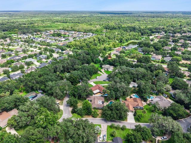 402 VALENCIA CIRCLE, Oviedo, FL 32765