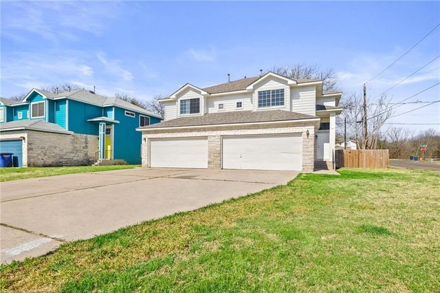 1700 Constantino CIR B, Austin, TX 78745