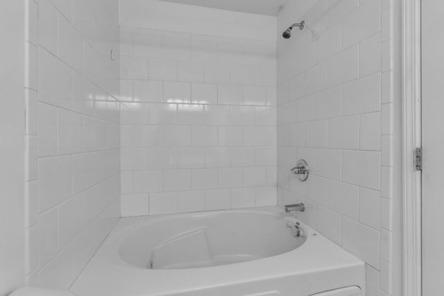 68 John Sevier Ave, Clarksville, TN 37040