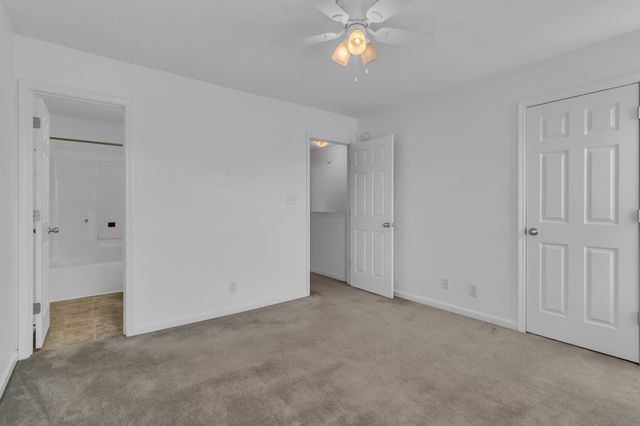 68 John Sevier Ave, Clarksville, TN 37040