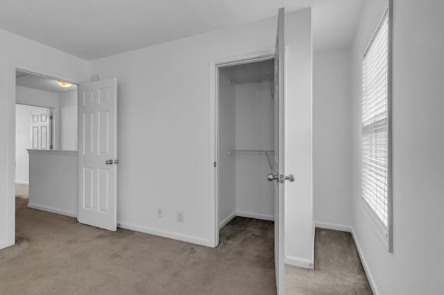 68 John Sevier Ave, Clarksville, TN 37040