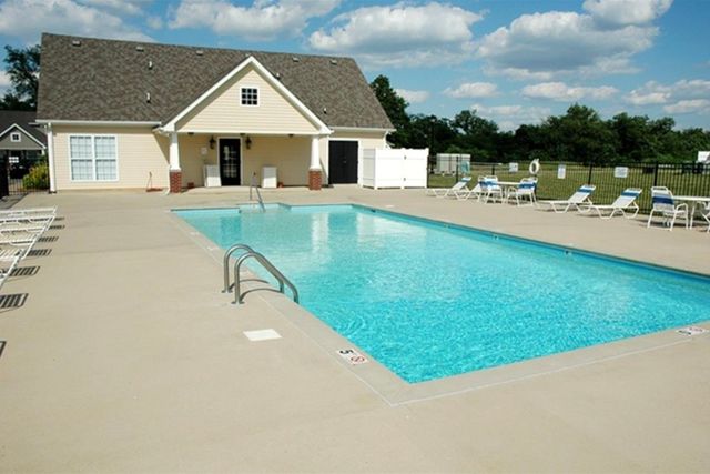 68 John Sevier Ave, Clarksville, TN 37040